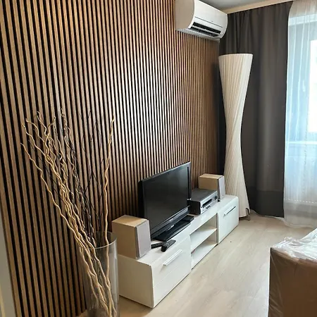 Modra Gula - Infiniti Apartment